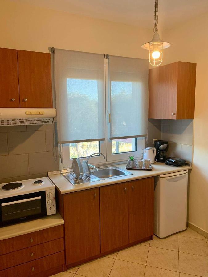 Athinas Apartment ลีเมนาส ภายนอก รูปภาพ