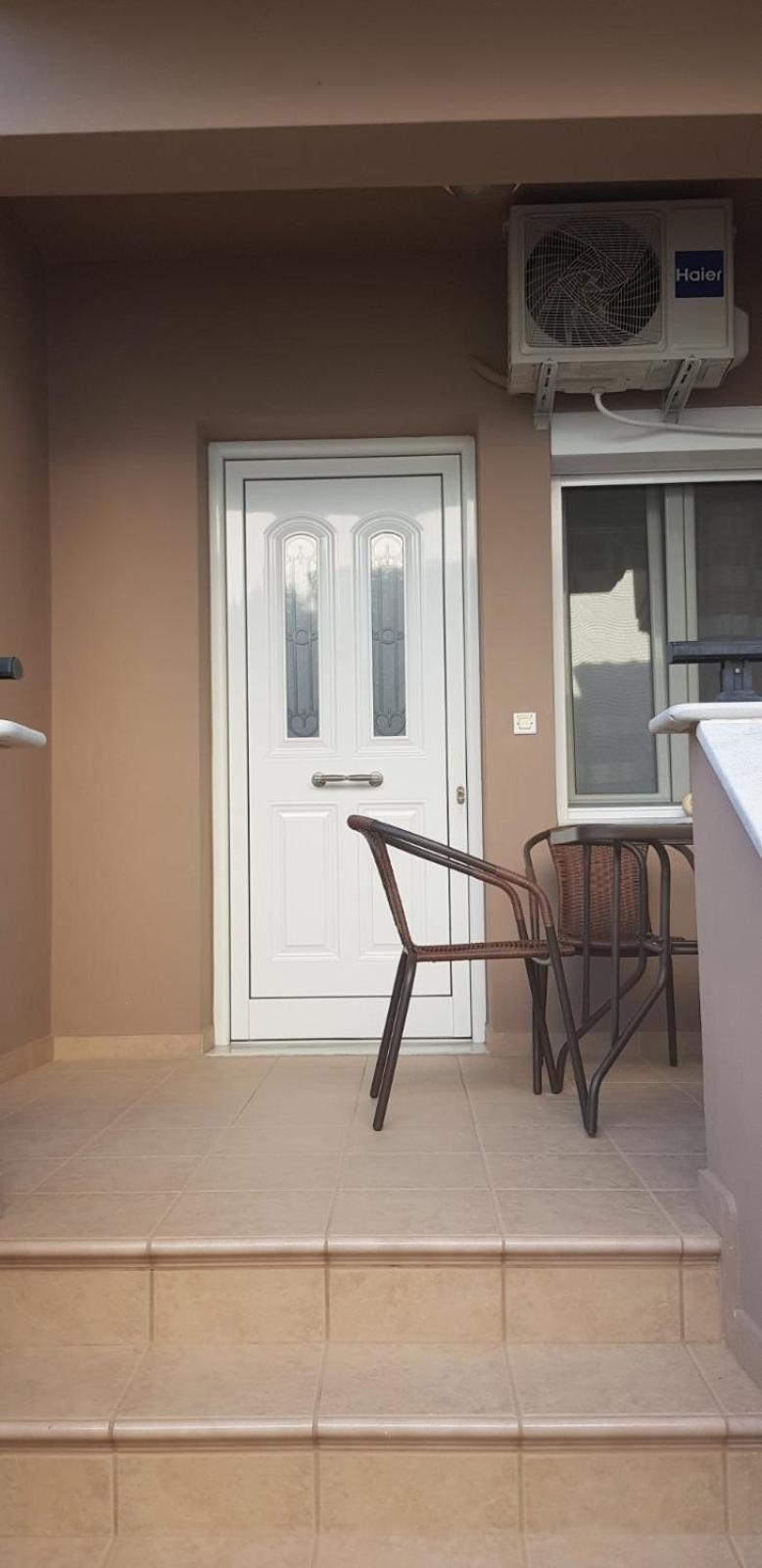 Athinas Apartment ลีเมนาส ภายนอก รูปภาพ