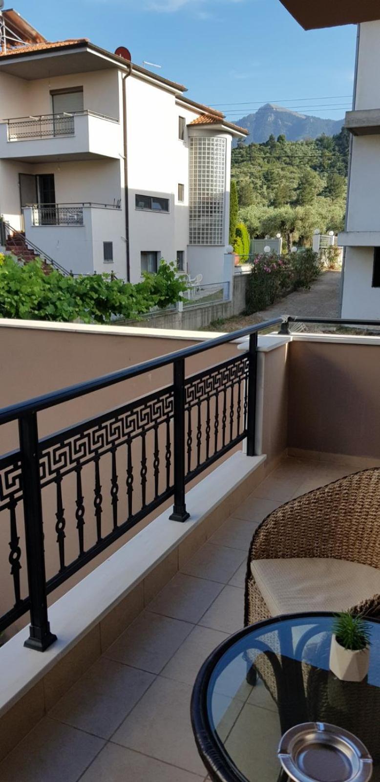Athinas Apartment ลีเมนาส ภายนอก รูปภาพ