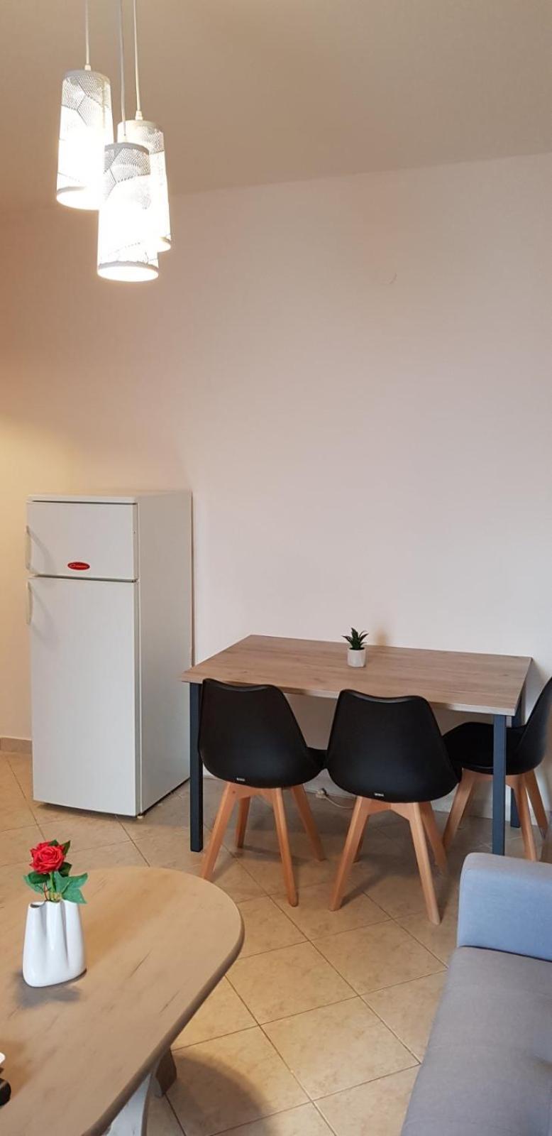 Athinas Apartment ลีเมนาส ภายนอก รูปภาพ