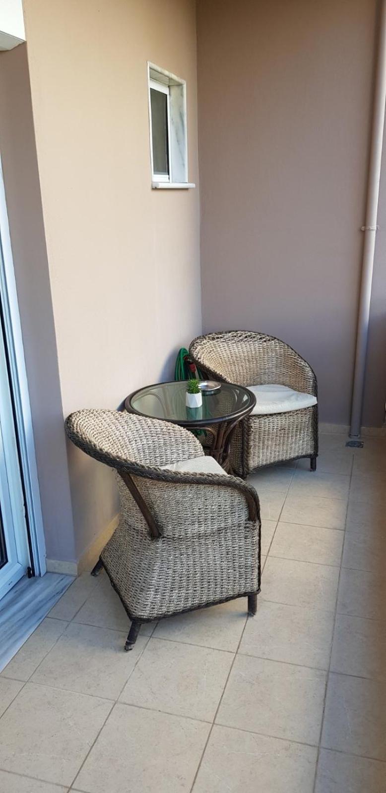 Athinas Apartment ลีเมนาส ภายนอก รูปภาพ