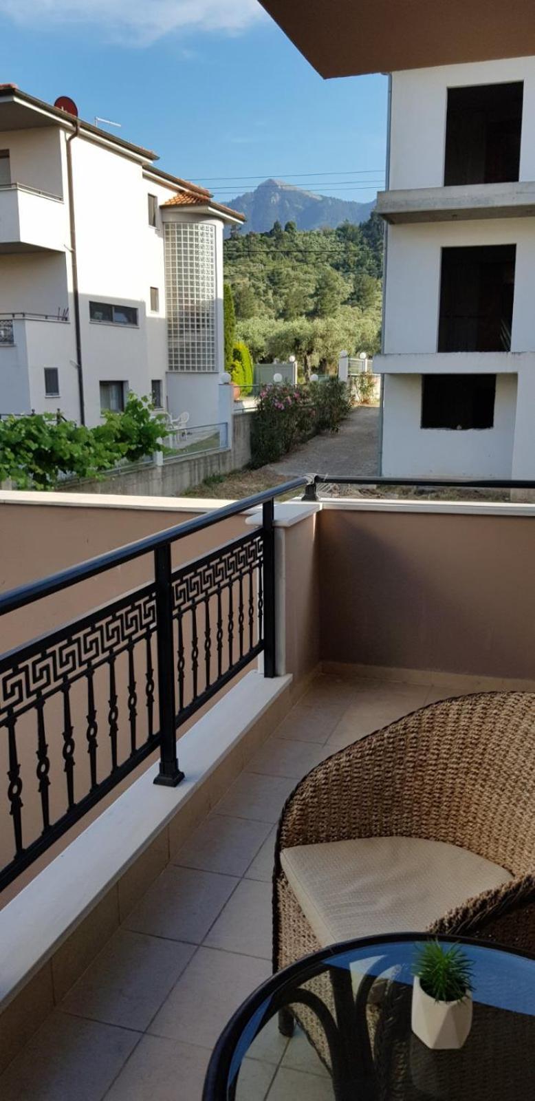 Athinas Apartment ลีเมนาส ภายนอก รูปภาพ